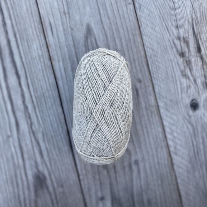 Hovedbilde Vesle Trønder - Hvitgrå