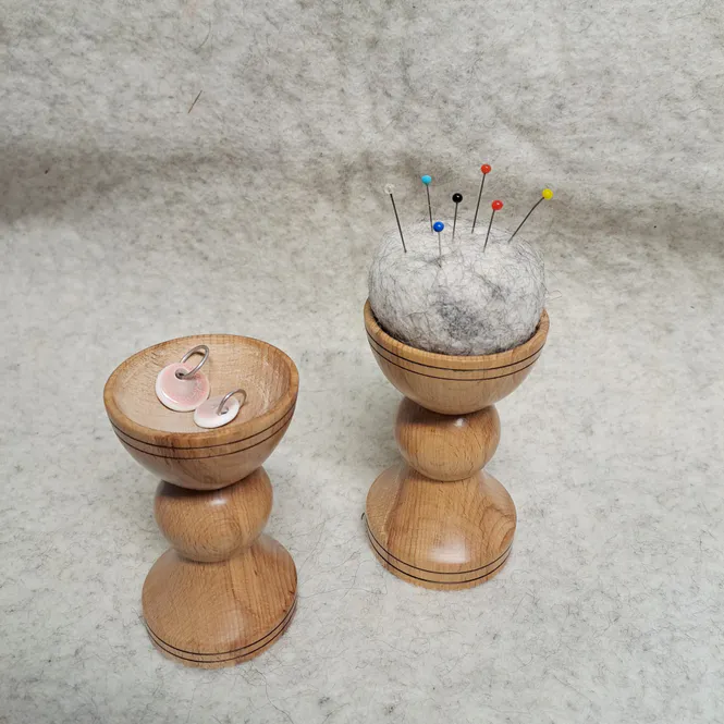 Hovedbilde Nålepute/skål på stett med striper